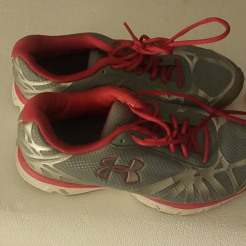 Underarmor sneakers
